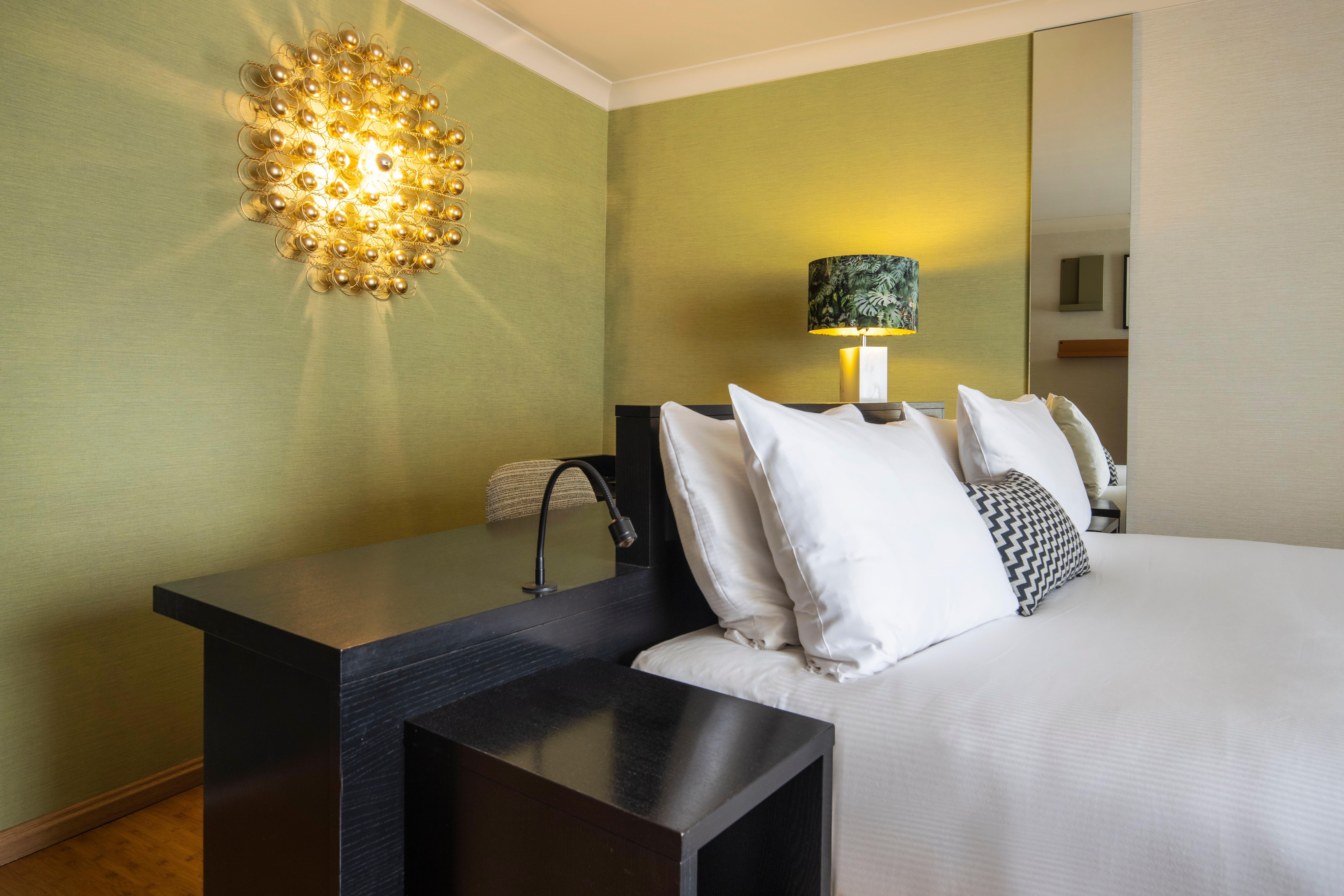 Holiday Inn Hotel Brussels Airport By Ihg Диегем Екстериор снимка